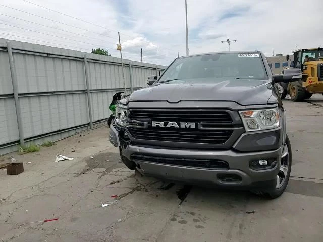 Dodge RAM 1500 5.7L 8 4x4 w/Rear Wheel Drv