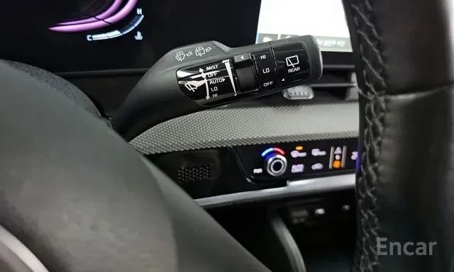 Kia Sportage 2.0 DIESEL / 4WD / ЛИЗИНГ, снимка 14 - Автомобили и джипове - 54899872