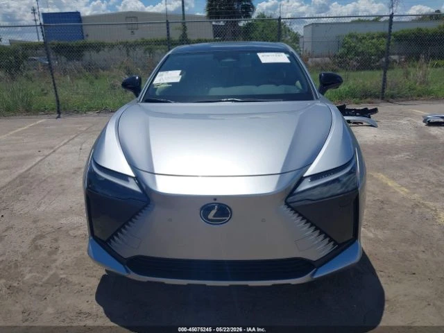 Lexus RZ 300e Premium FWD, снимка 5 - Автомобили и джипове - 55121514