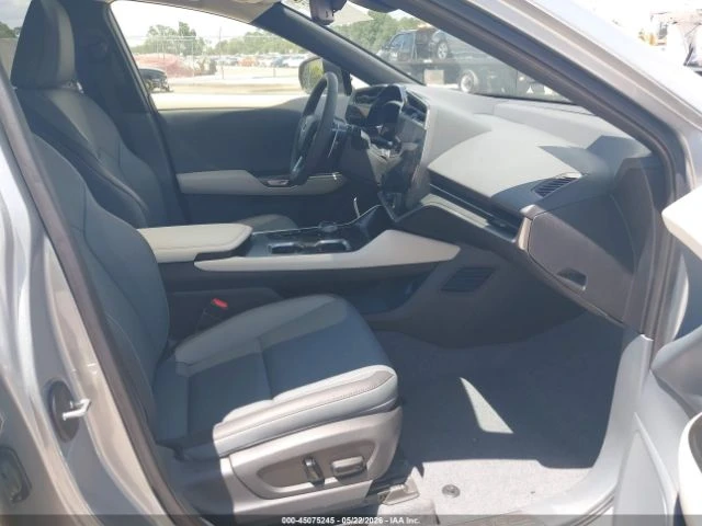 Lexus RZ 300e Premium FWD, снимка 12 - Автомобили и джипове - 55121514