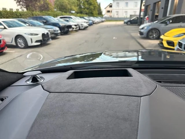 Lamborghini Urus SE PLUG-IN HYBRID AKRAPOVIC KERAMIK B&O PANORAMA, снимка 12 - Автомобили и джипове - 56261024