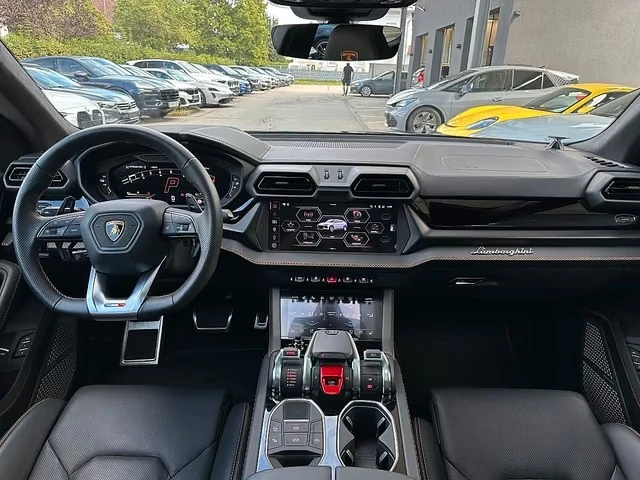 Lamborghini Urus SE PLUG-IN HYBRID AKRAPOVIC KERAMIK B&O PANORAMA, снимка 7 - Автомобили и джипове - 56261024