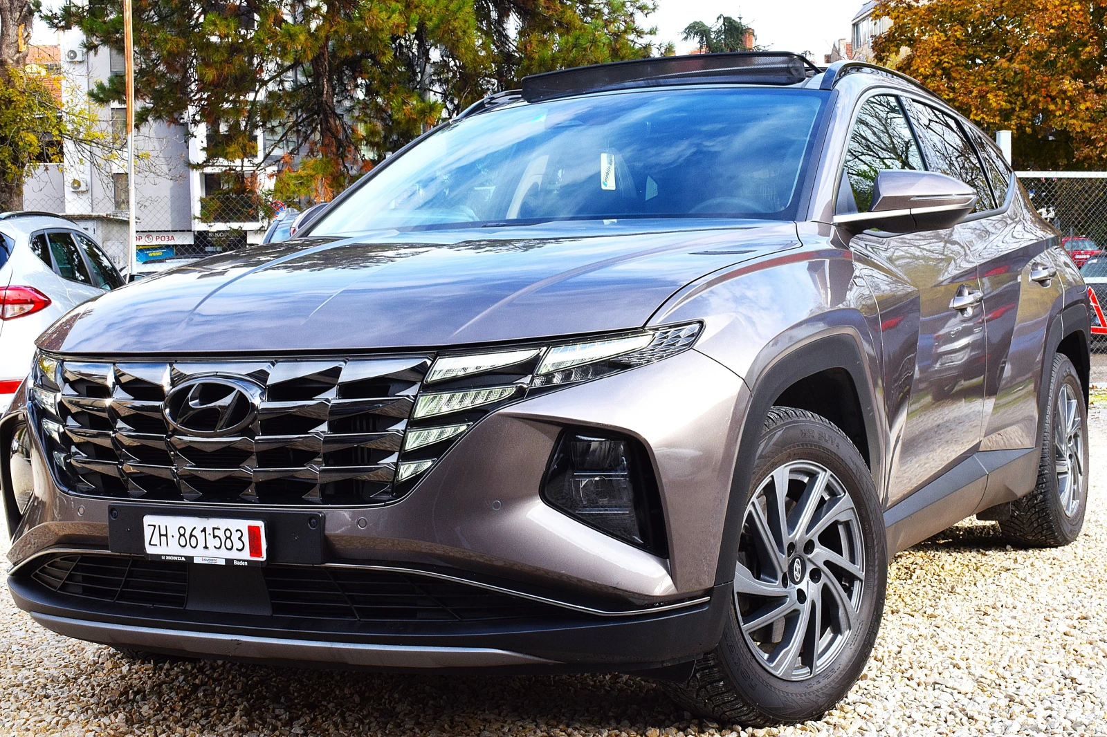 Hyundai Tucson 1.6ШВЕЙЦАРИЯ-БГ.МЕНЮ/ДИСТРОНИК/48V/4X4, снимка 1