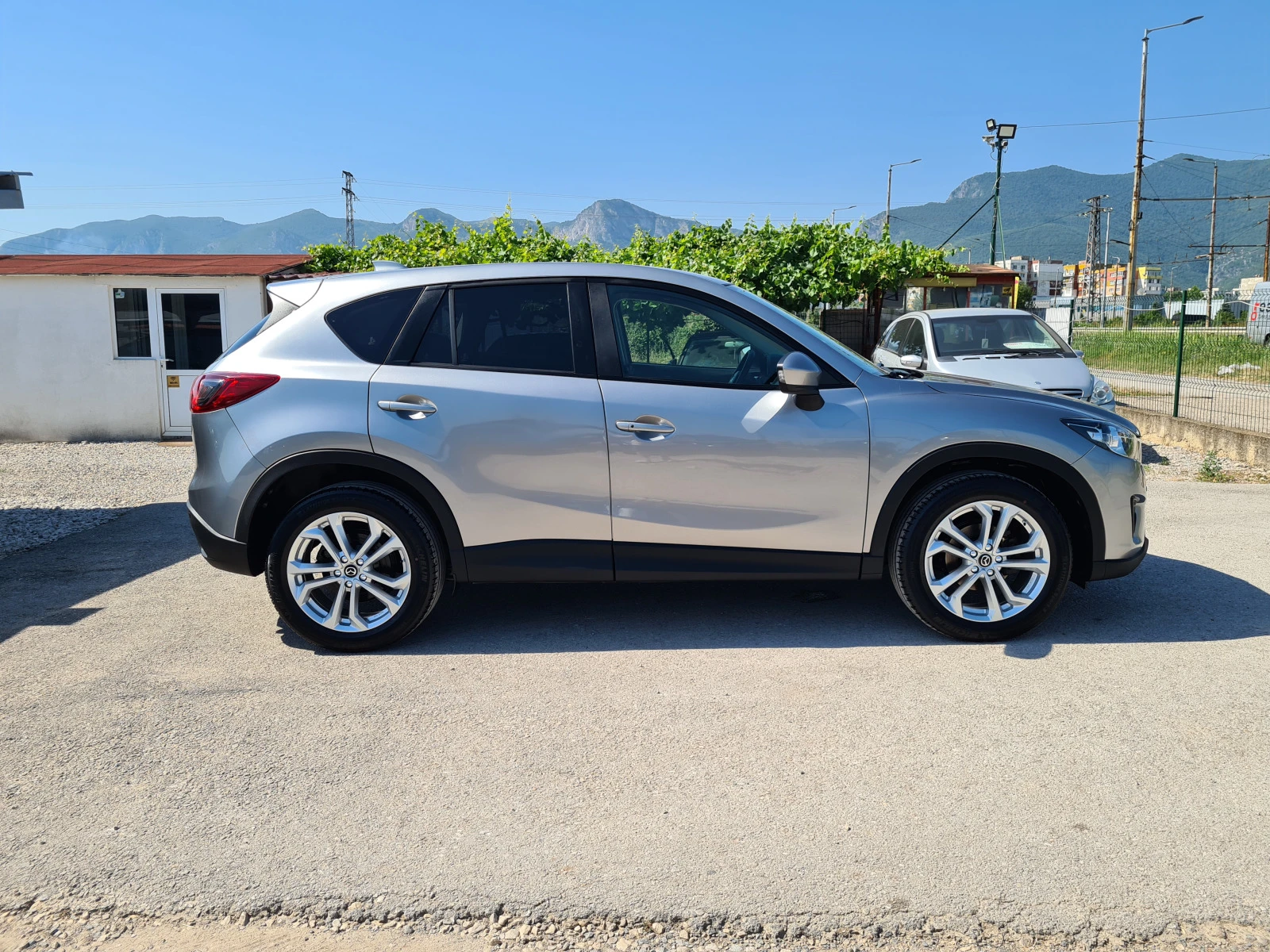 Mazda CX-5 AWD 2.2D-175kc АВТОМАТИК* ВСИЧКИ ЕКСТРИ* EURO 6B - изображение 4