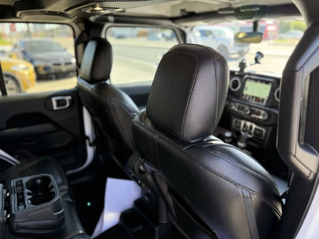 Jeep Wrangler *  *    *   *  | Mobile.bg   14