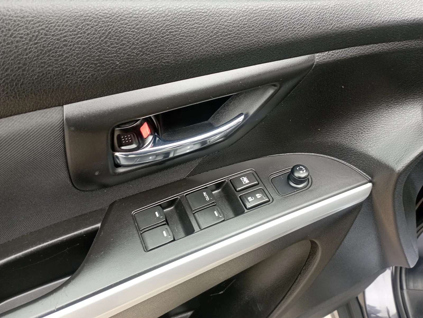 Suzuki SX4 S-Cross 1.6, ,  6 | Mobile.bg   12