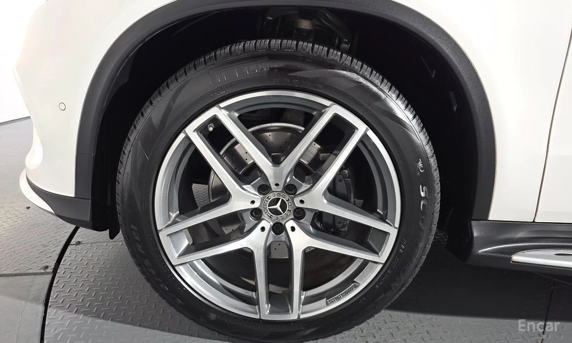 Mercedes-Benz GLE 350, снимка 5 - Автомобили и джипове - 53903353