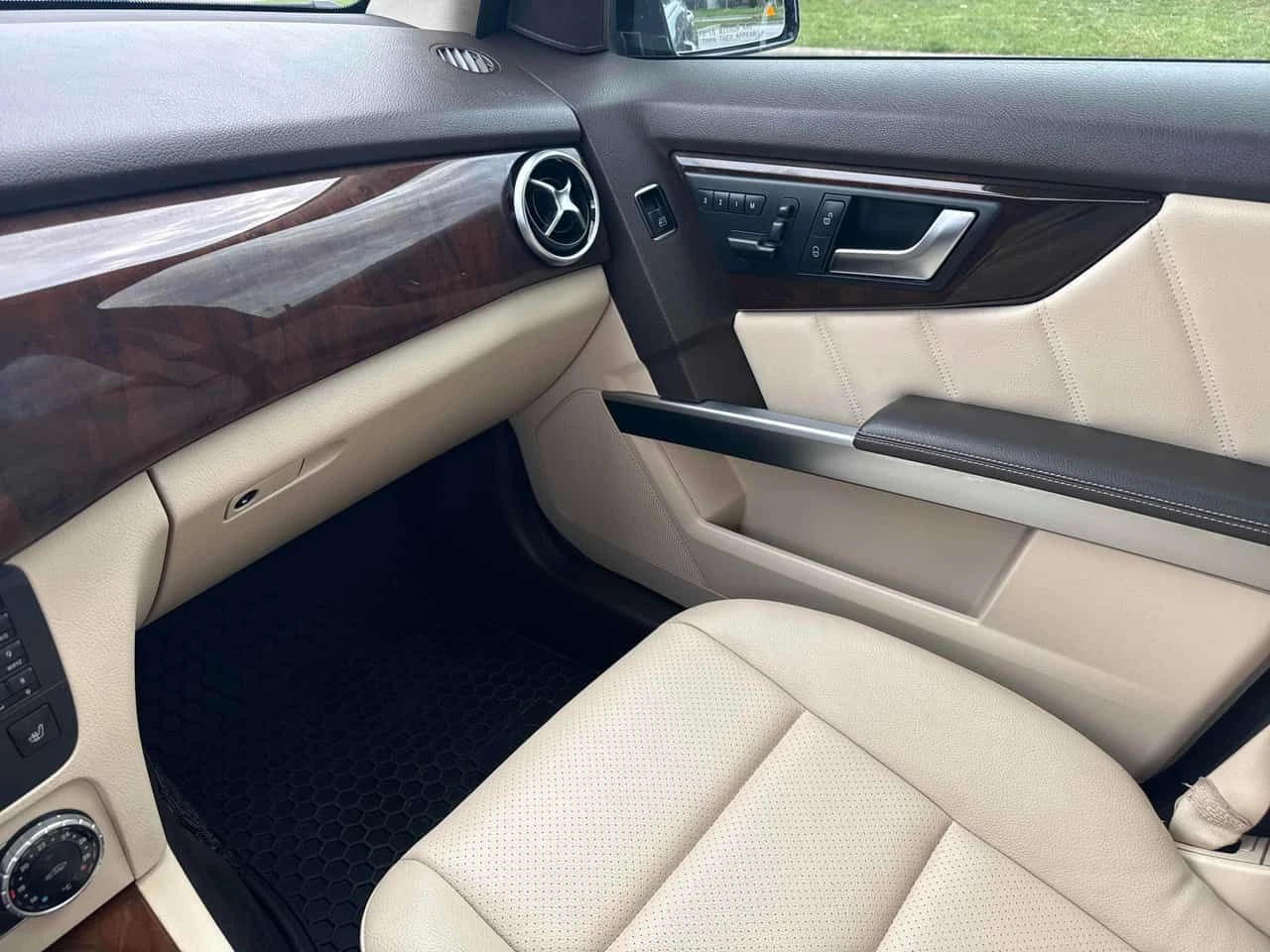 Mercedes-Benz GLK * 250 BlueTEC * ПОДГРЕВ* ПАМЕТ* + ГУМИ С ДЖАНТИ* , снимка 12 - Автомобили и джипове - 54652772