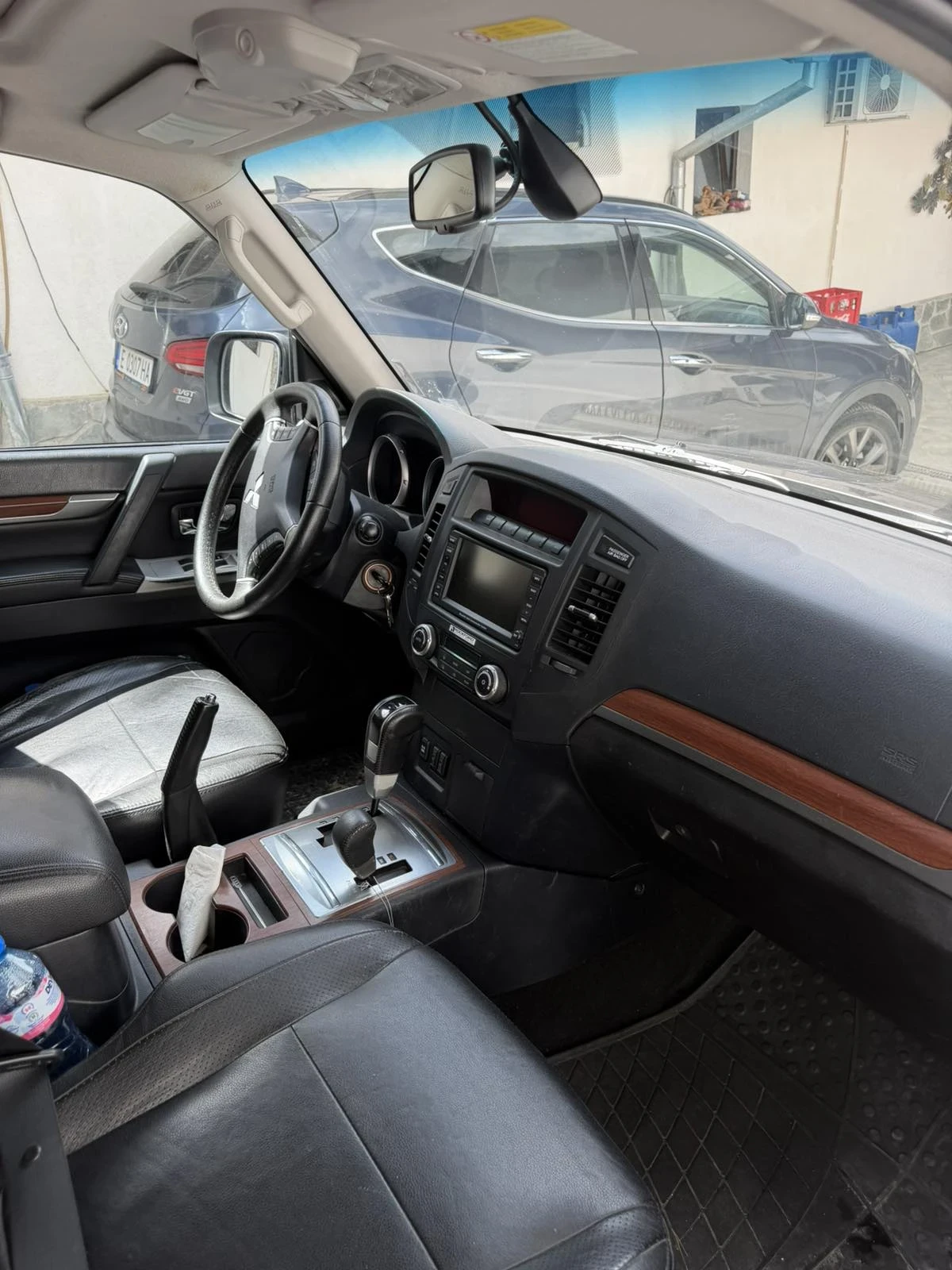 Mitsubishi Pajero, снимка 5 - Автомобили и джипове - 55875636
