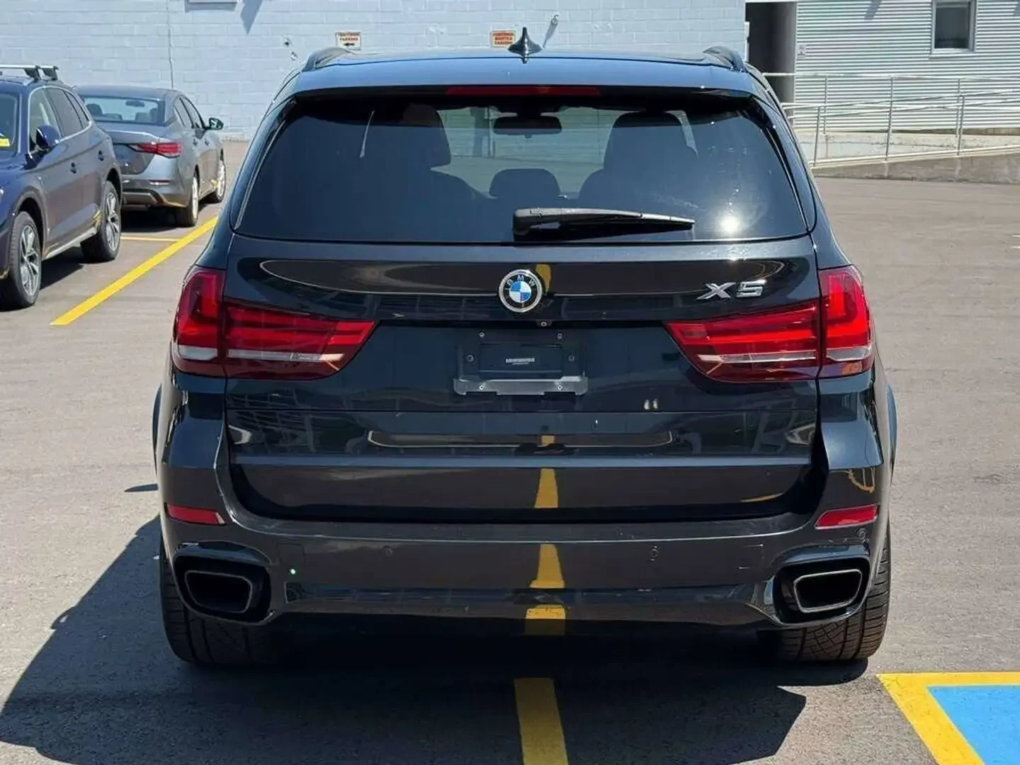 BMW X5 xDrive50i | 2015 | 4.4 V8 | 445 �.�.| 143 635 �� | Mobile.bg � ����������� 5