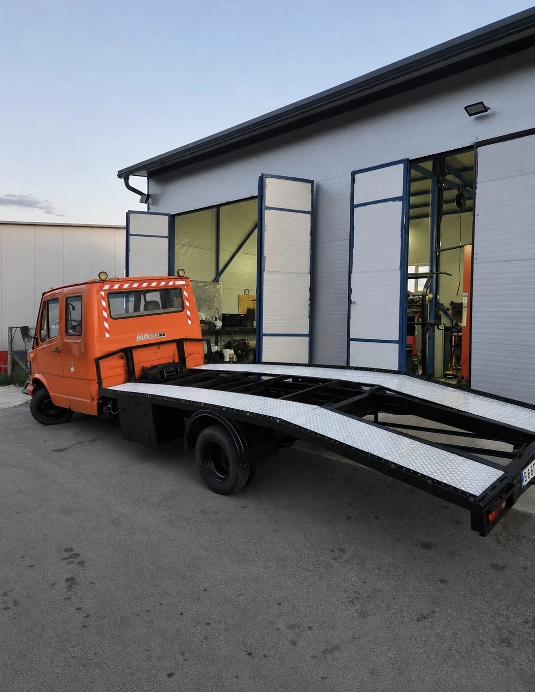 Mercedes-Benz 410 3.0TD 150кс Б категория Товарен, снимка 2 - Бусове и автобуси - 54825226
