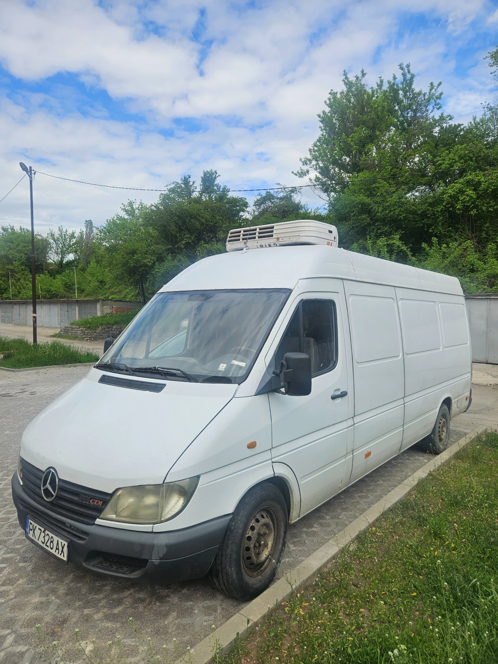 Mercedes-Benz Sprinter 311 Cdi, снимка 2 - Бусове и автобуси - 56549333