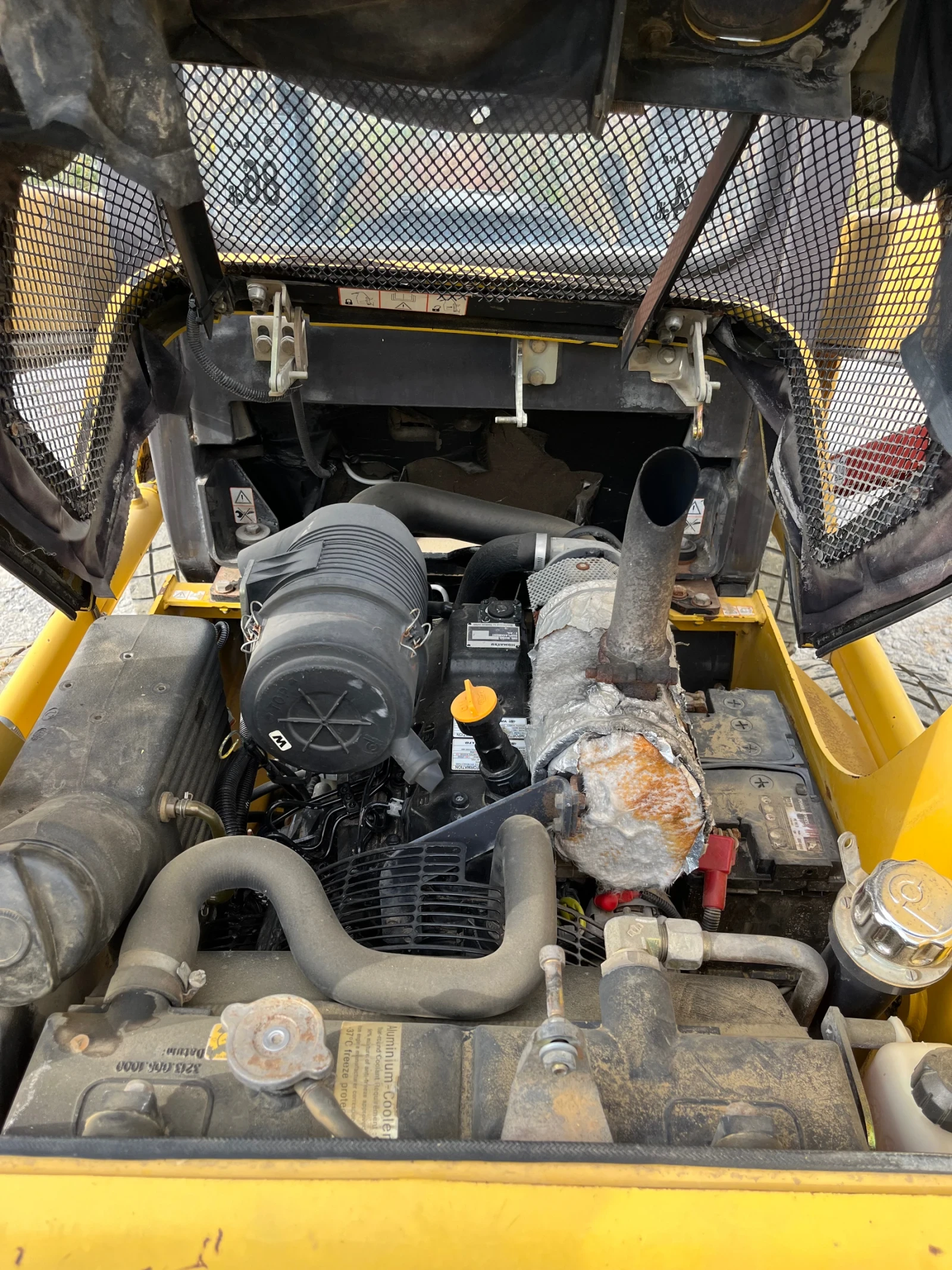 Мини челни товарачи Komatsu Sk815 turbo 2 speed - изображение 3