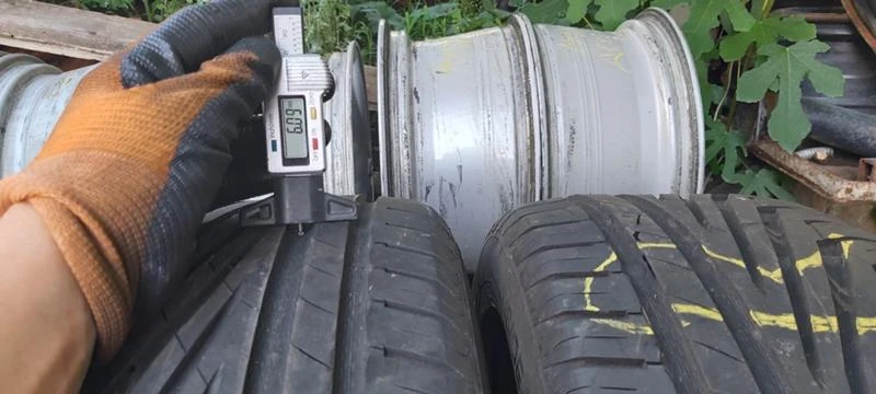 Гуми Летни 205/50R17, снимка 3 - Гуми и джанти - 33537730