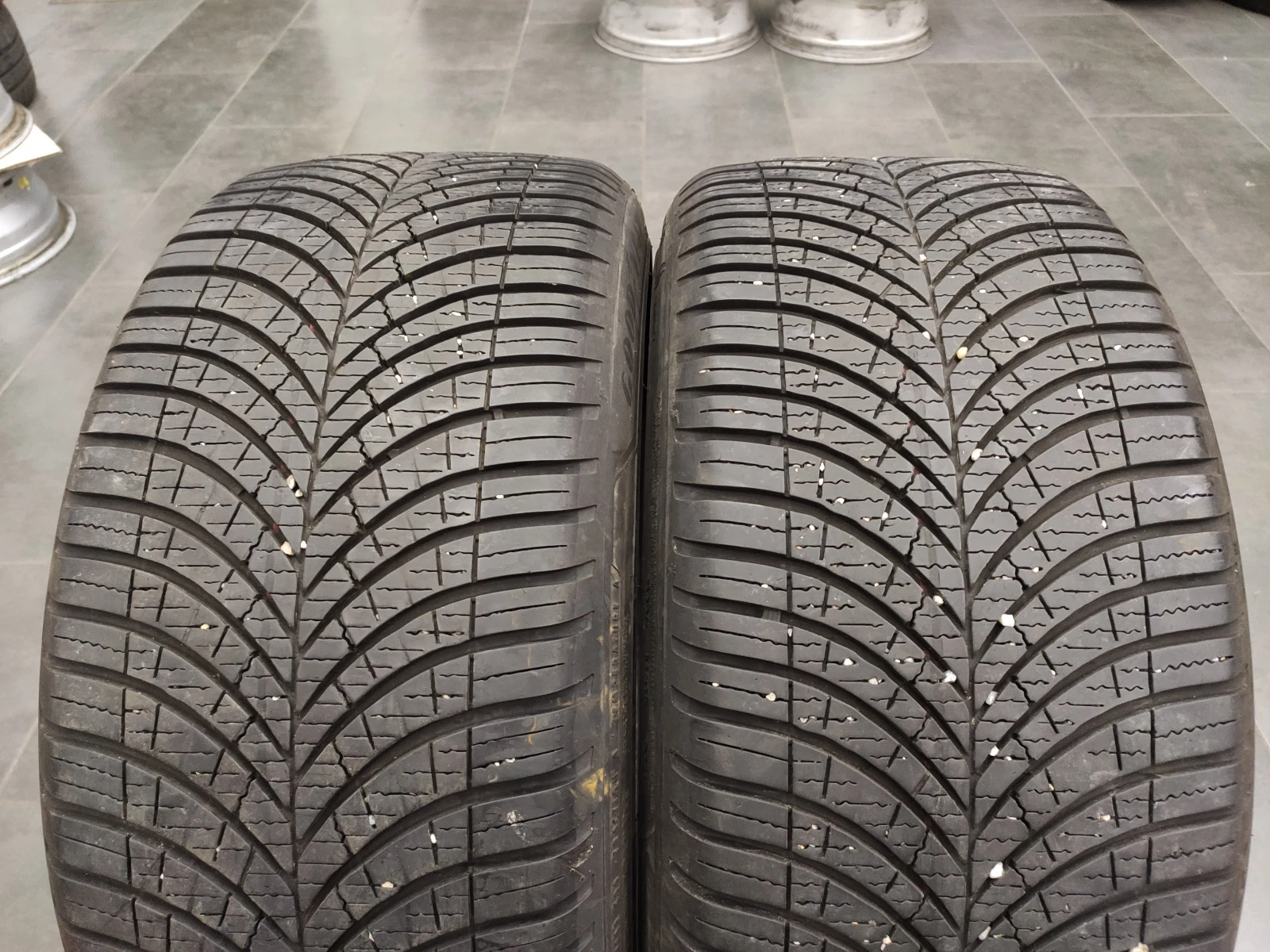  225/40R18 | Mobile.bg   3