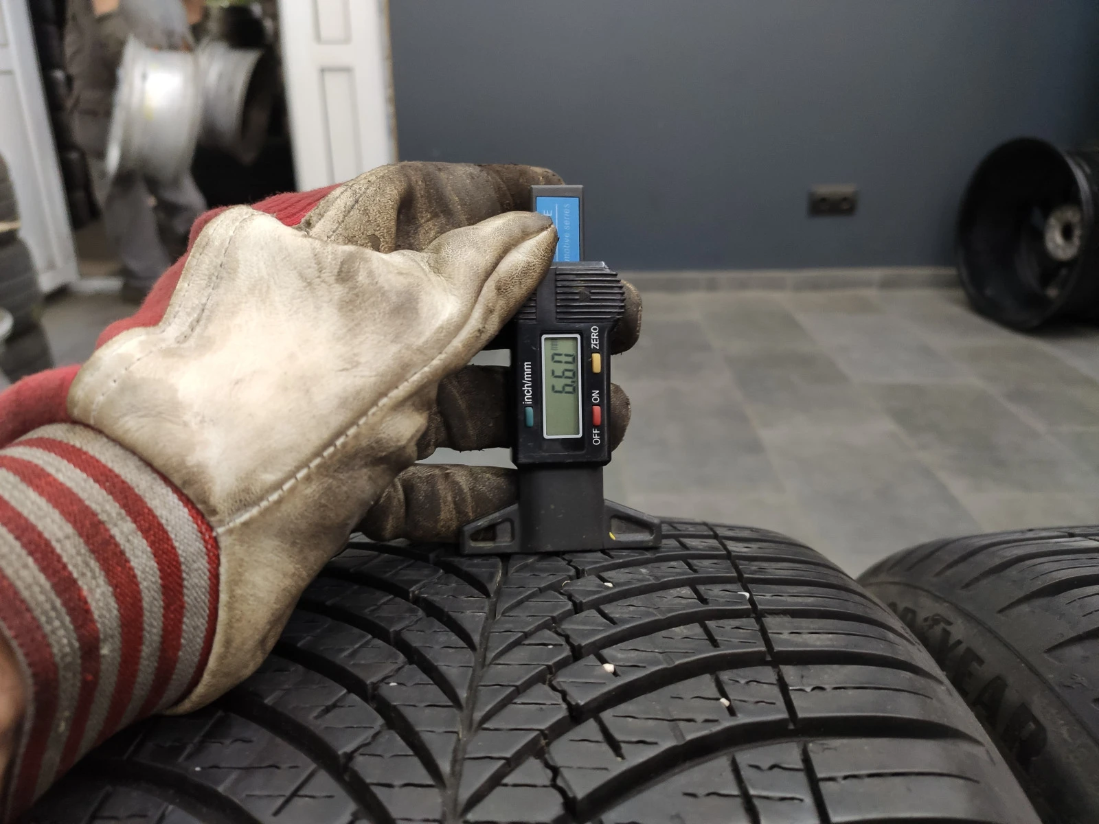  225/40R18 | Mobile.bg   5