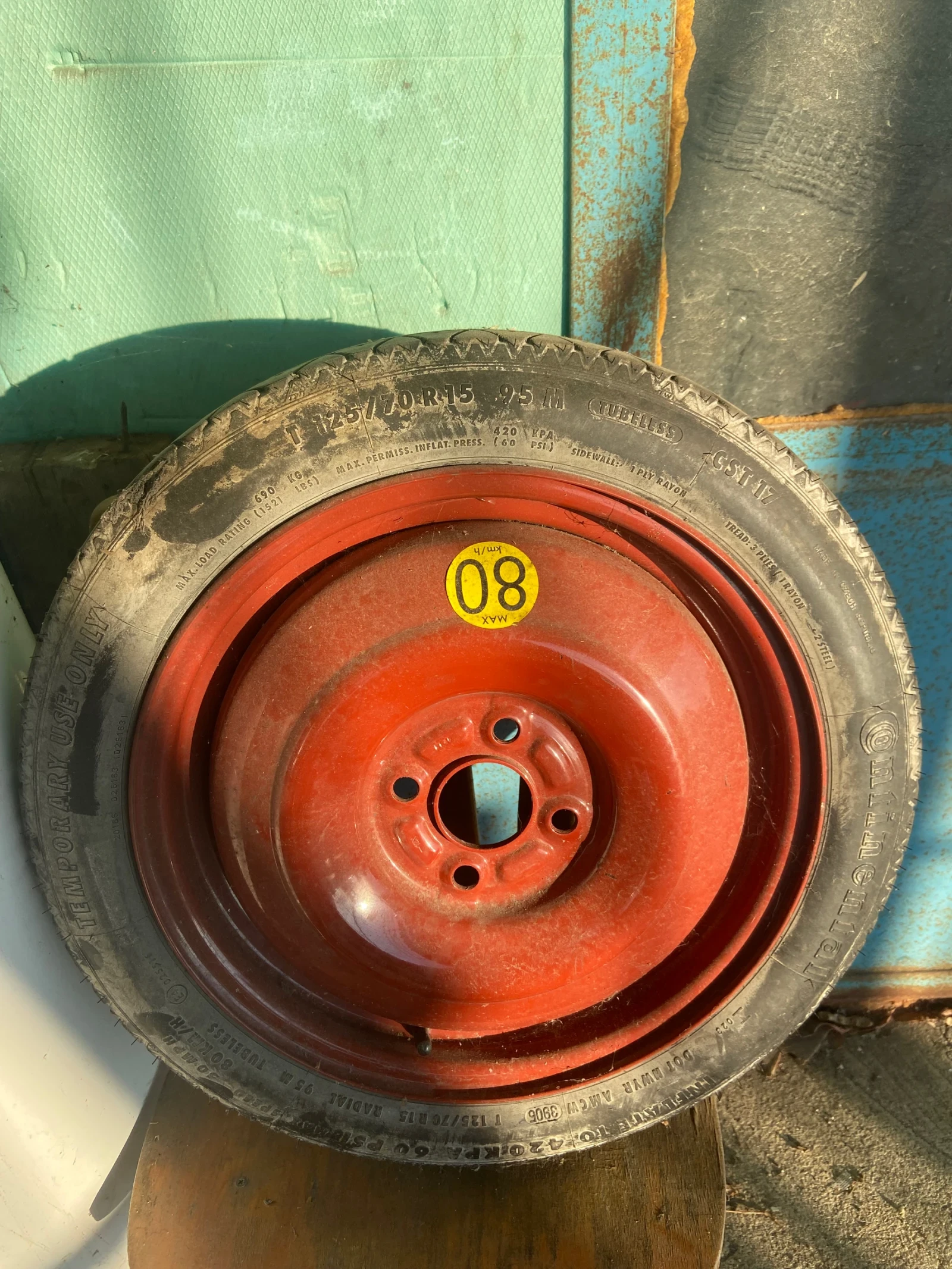 Гуми с джанти 125/70R15 за Suzuki Swift | Mobile.bg — изображение 1