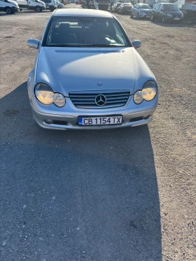 Mercedes-Benz C 180, снимка 2