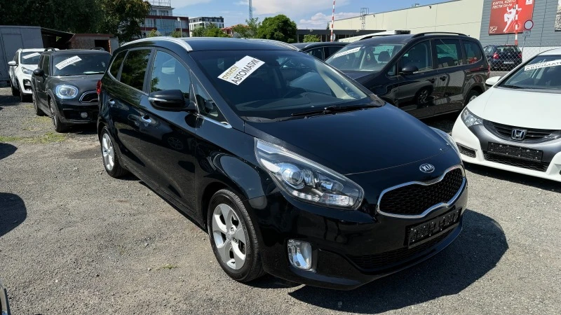 Kia Carens 2.0i Автоматик!Внос ШВЕЙЦАРИЯ!Навигация, Камера, 7, снимка 3 - Автомобили и джипове - 46292596