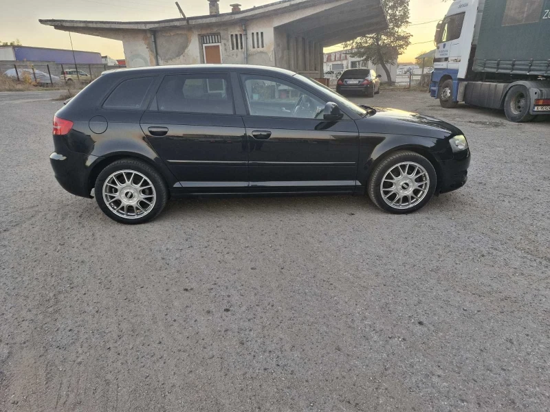 Audi A3 2.0 TDI FACELIFT , снимка 4 - Автомобили и джипове - 47661351