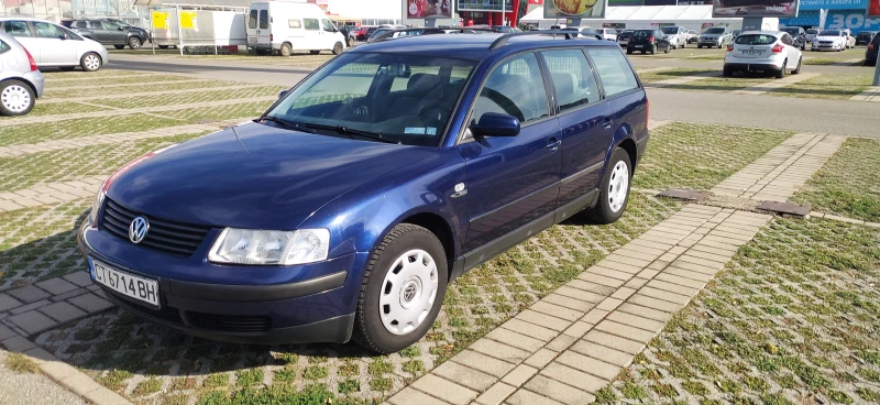 VW Passat, снимка 2 - Автомобили и джипове - 47383897