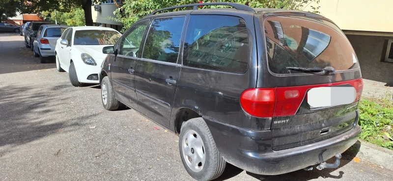 Seat Alhambra, снимка 2 - Автомобили и джипове - 47458770