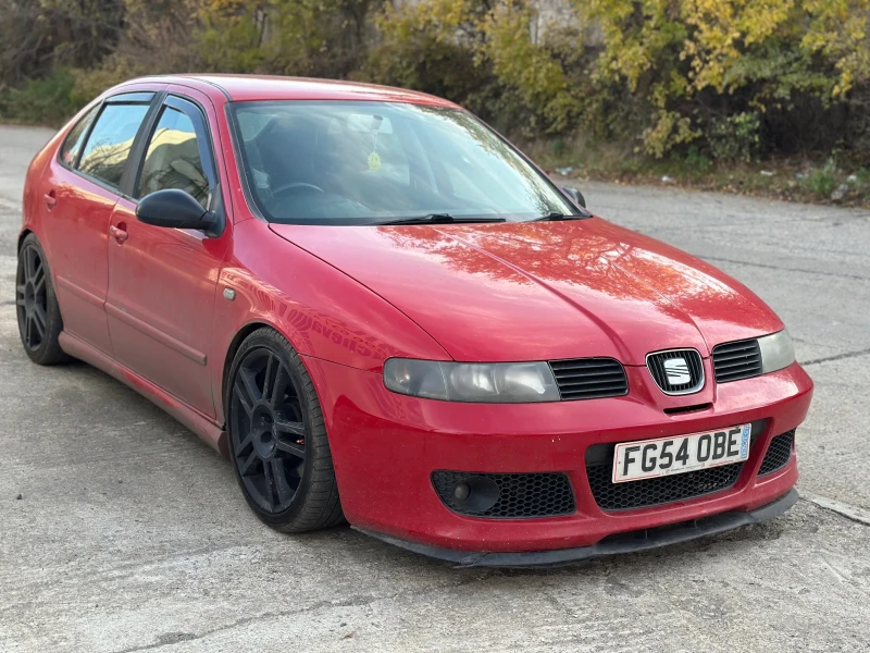 Seat Leon 1.8T, снимка 4 - Автомобили и джипове - 48041644