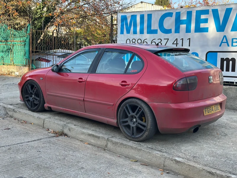 Seat Leon 1.8T, снимка 2 - Автомобили и джипове - 48041644