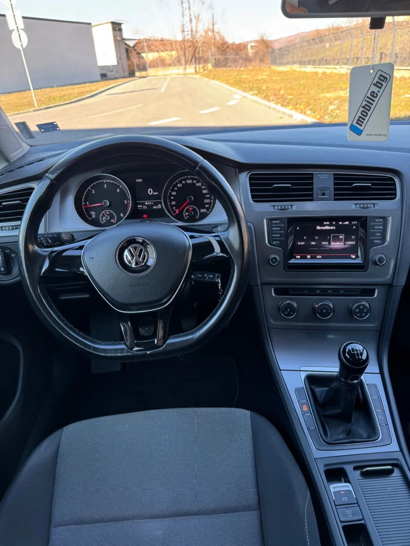 VW Golf 1.6 TDI Bluemotion, снимка 11 - Автомобили и джипове - 48331577