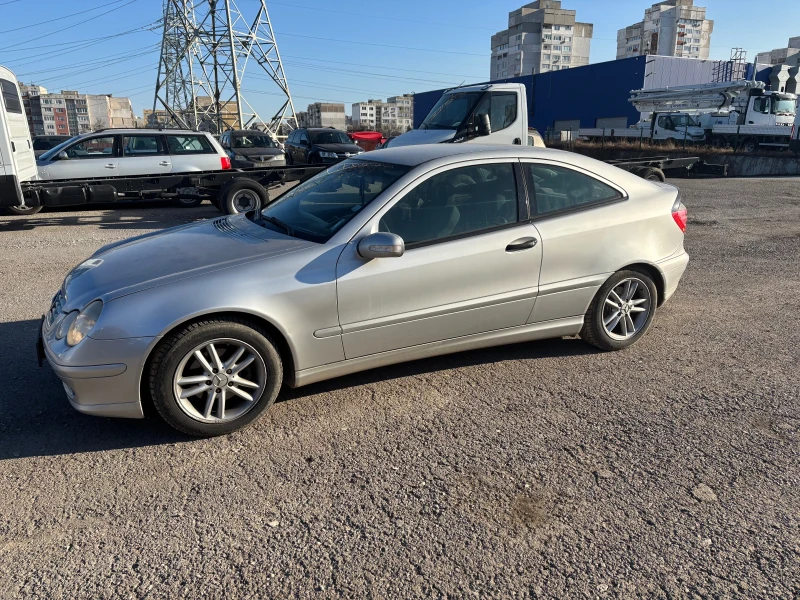 Mercedes-Benz C 180, снимка 3 - Автомобили и джипове - 49088108