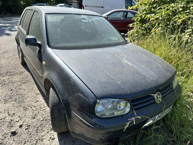 VW Golf, снимка 1 - Автомобили и джипове - 49381007