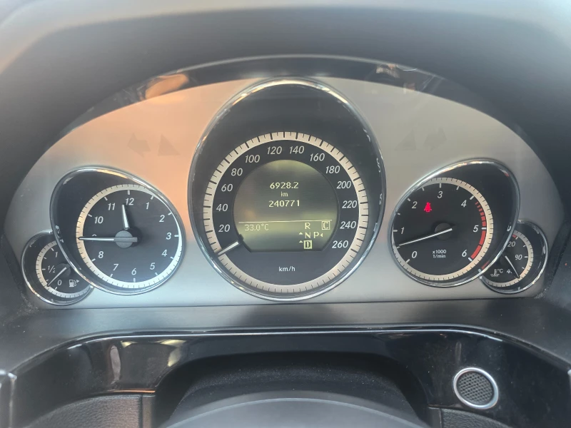 Mercedes-Benz E 350 CDI AVANGARDE PANORAMA/EURO5, снимка 11 - Автомобили и джипове - 52649641