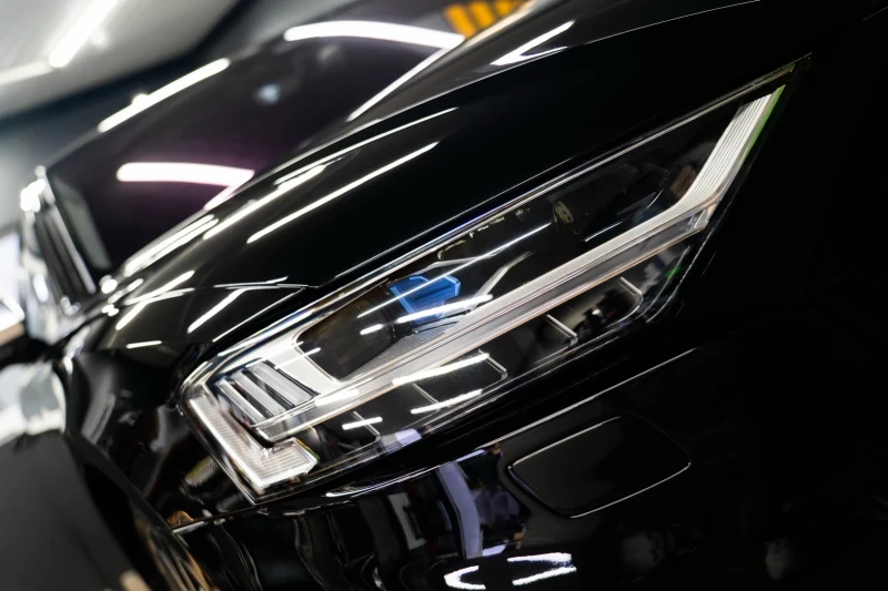 Audi S8, снимка 4 - Автомобили и джипове - 52093512