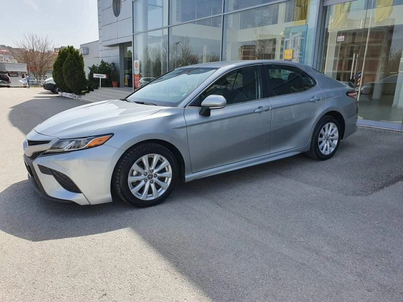 Toyota Camry, снимка 2 - Автомобили и джипове - 52111655