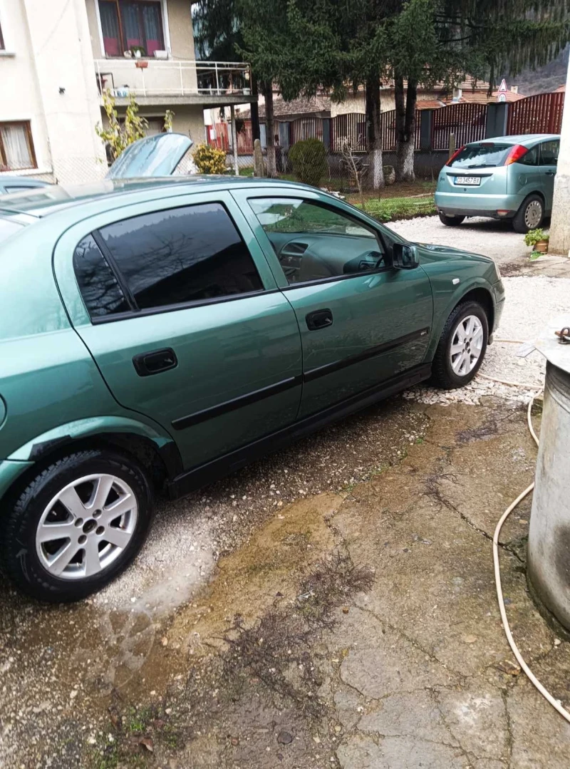 Opel Astra 1.6 16V, снимка 4 - Автомобили и джипове - 53236084