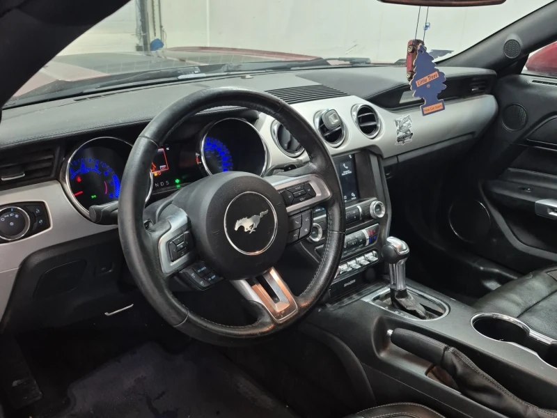 Ford Mustang 5L 8cyl Rear Wheel Drive, снимка 15 - Автомобили и джипове - 53521062