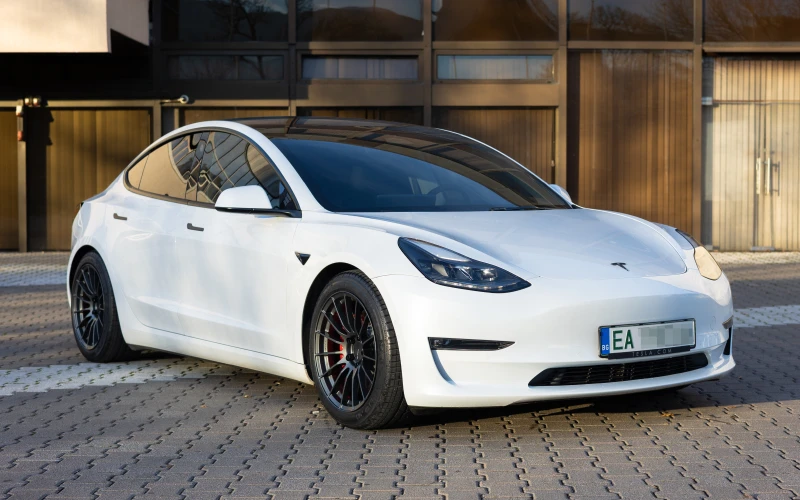 Tesla Model 3 Performance - 54999 лв. / 28120.54 € - 86678851 1