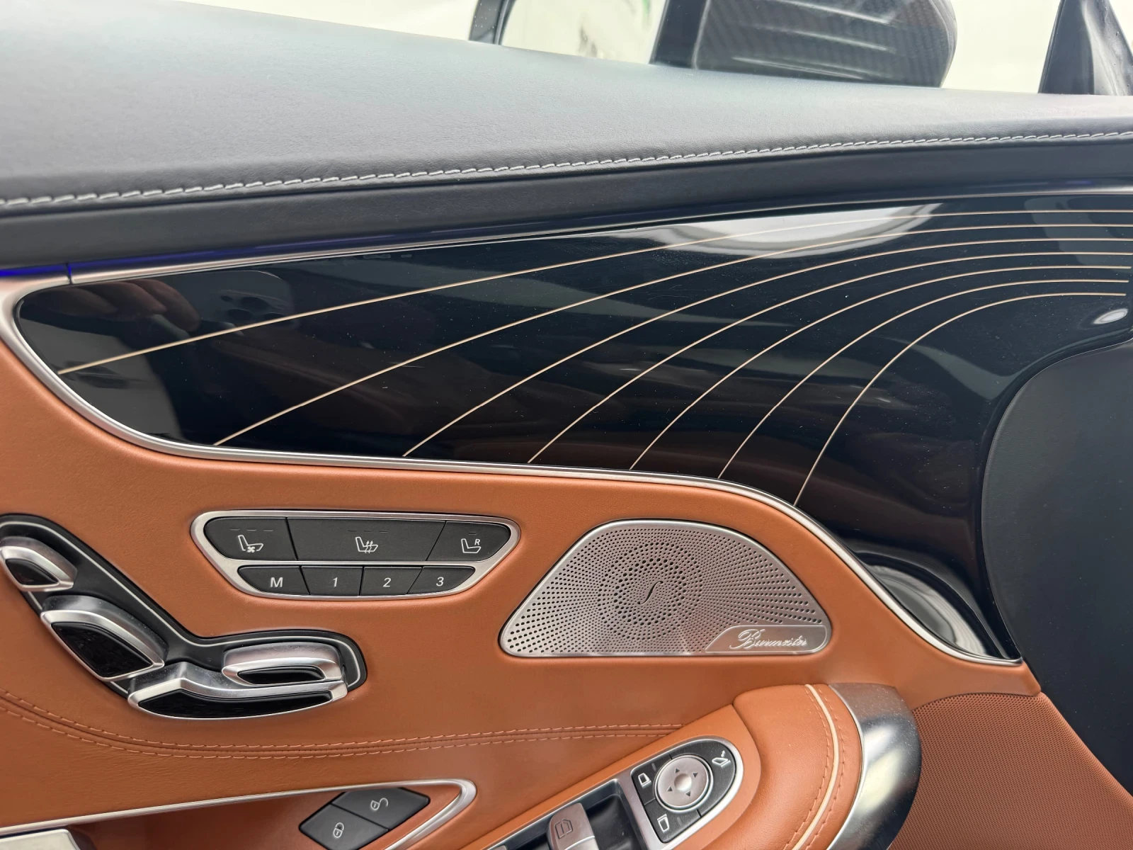 Mercedes-Benz S 63 AMG Swarovski * Designo - изображение 10