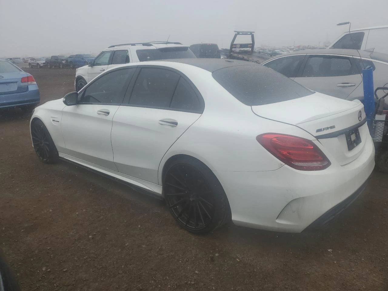 Mercedes-Benz C 63 AMG V8* КЛИП НА ДВИГАТЕЛ* РЕАЛНИ КМ!!! - изображение 4