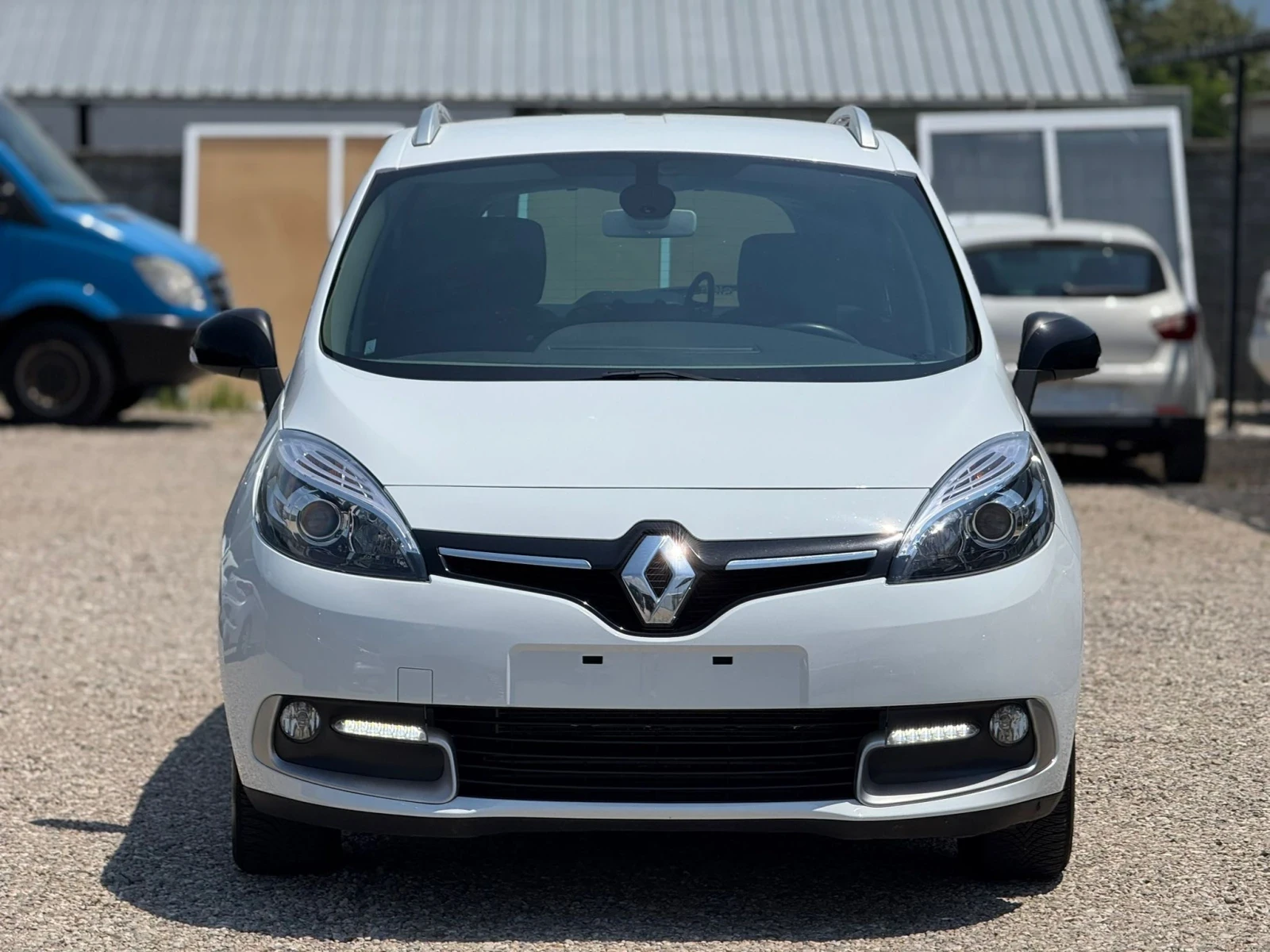 Renault Scenic 1.5d/90hp/NAVI/AUTOMATIC/7SETS/EVRO6/ - изображение 2