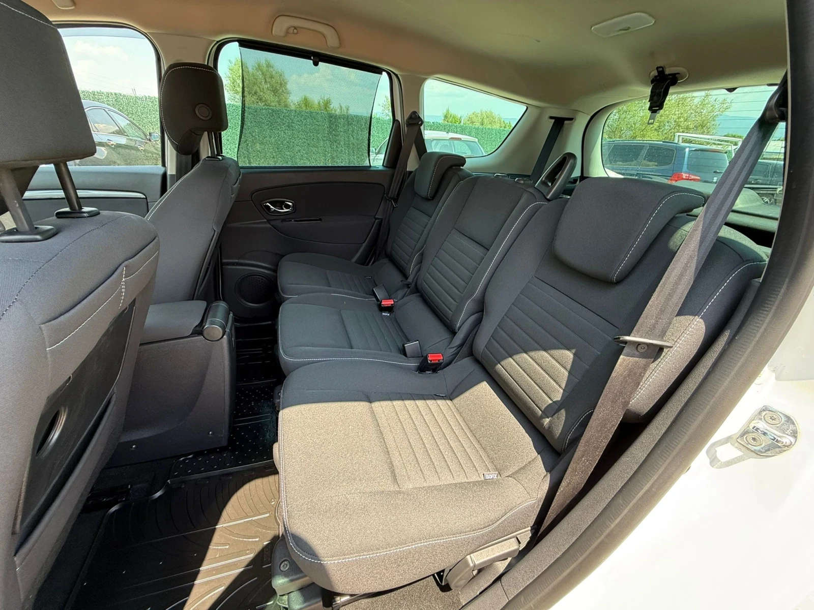 Renault Scenic 1.5d/90hp/NAVI/AUTOMATIC/7SETS/EVRO6/ - изображение 10