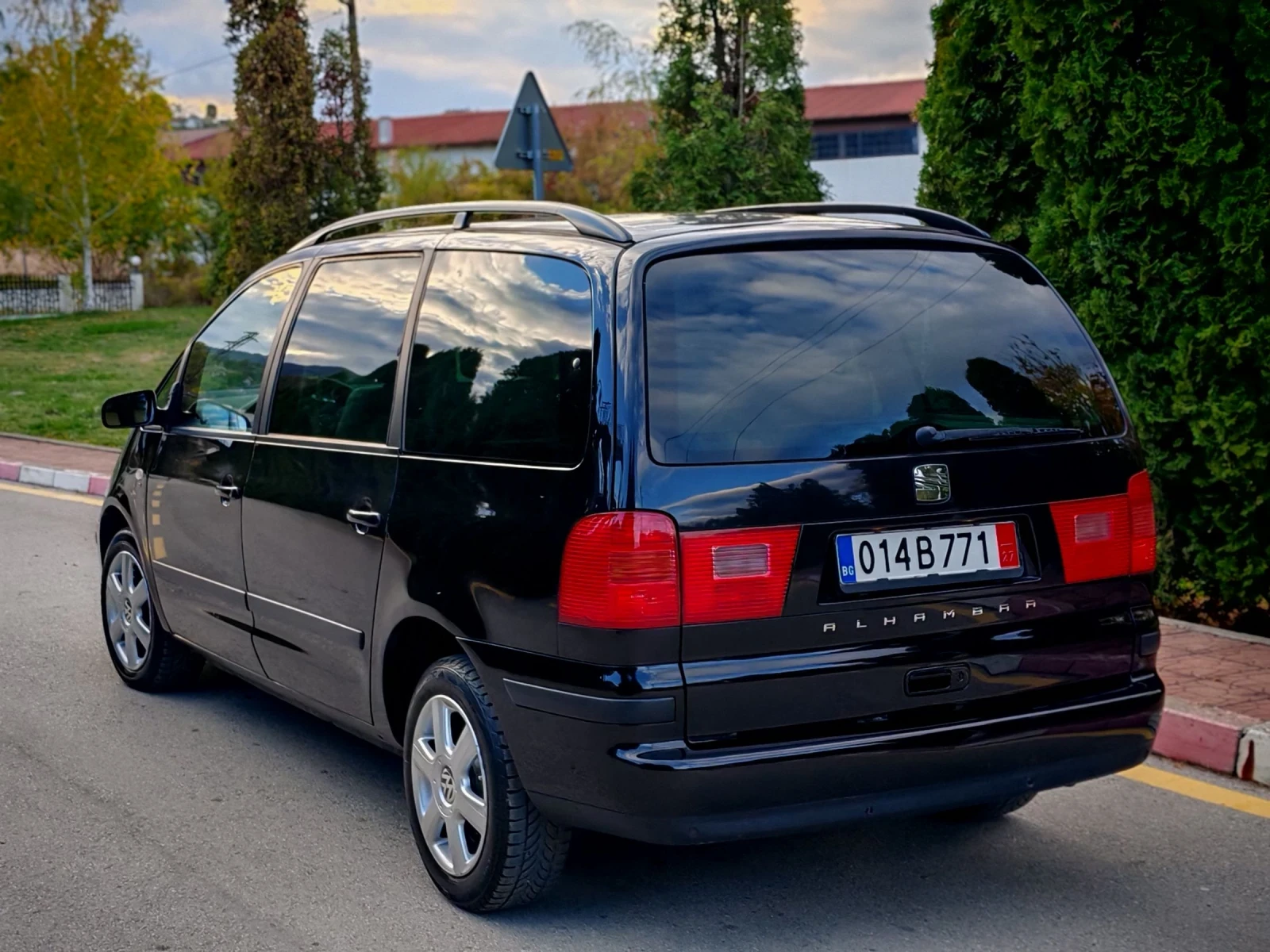 Seat Alhambra 2.0TDI(140)* FACELIFT* EXCLUSIVE* НОВ ВНОС*  - изображение 5