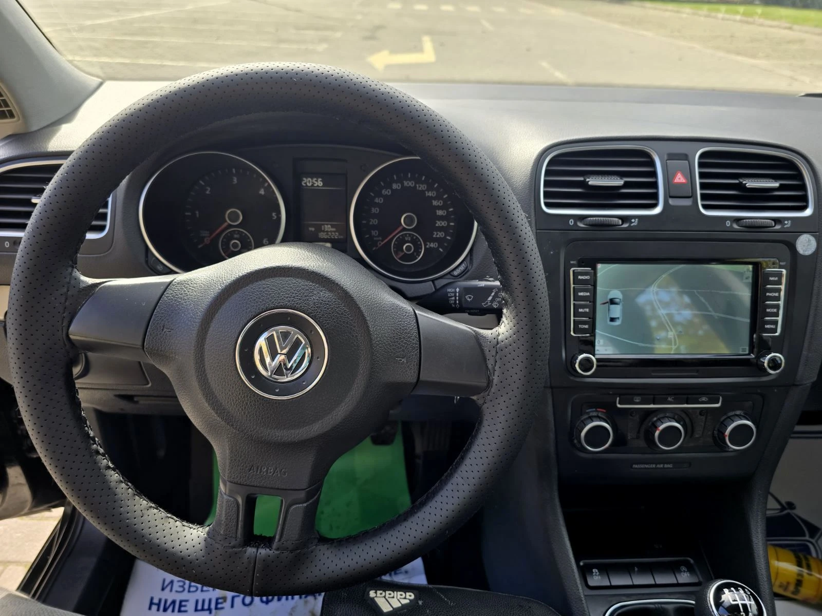 VW Golf КОЛЕДНА ПРОМОЦИЯ/105hp/NAVI/КАМЕРА - изображение 9