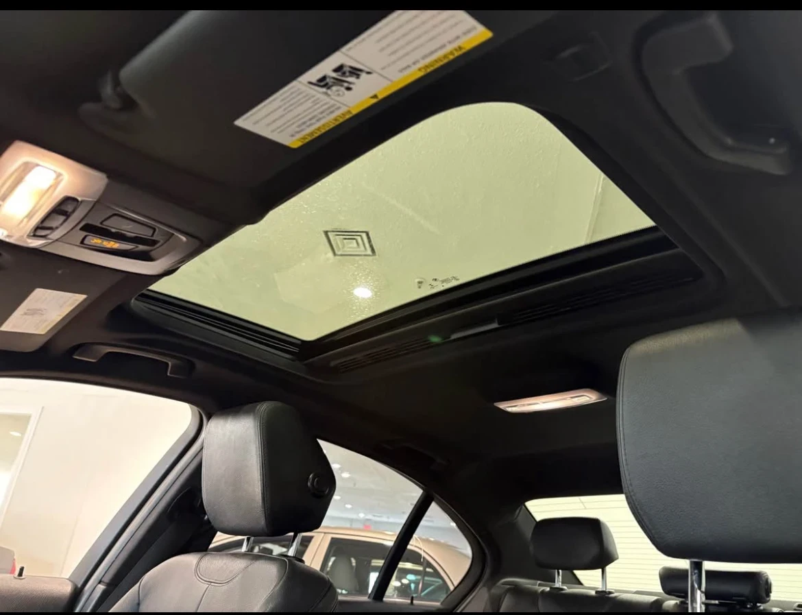 BMW 330 ����� ���� * * �������� * * CARFAX * * ���� ������ | Mobile.bg � ����������� 12