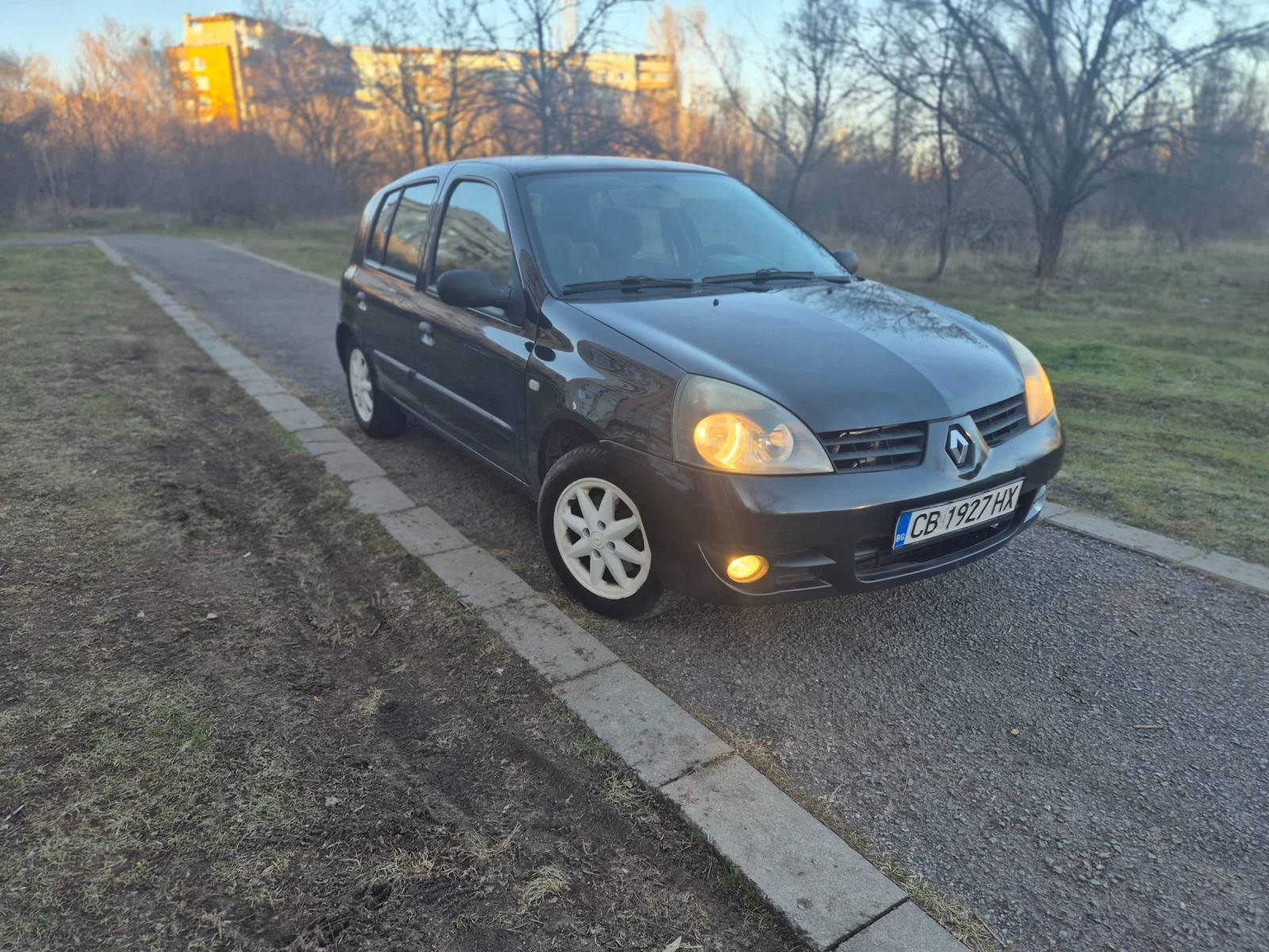 Renault Clio 1.2 GAS-BENZIN | Mobile.bg � ����������� 1