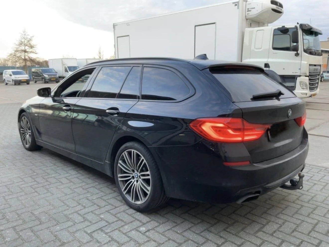 BMW 540 Xdrive-Лизинг през Уникредит , снимка 6 - Автомобили и джипове - 53814534