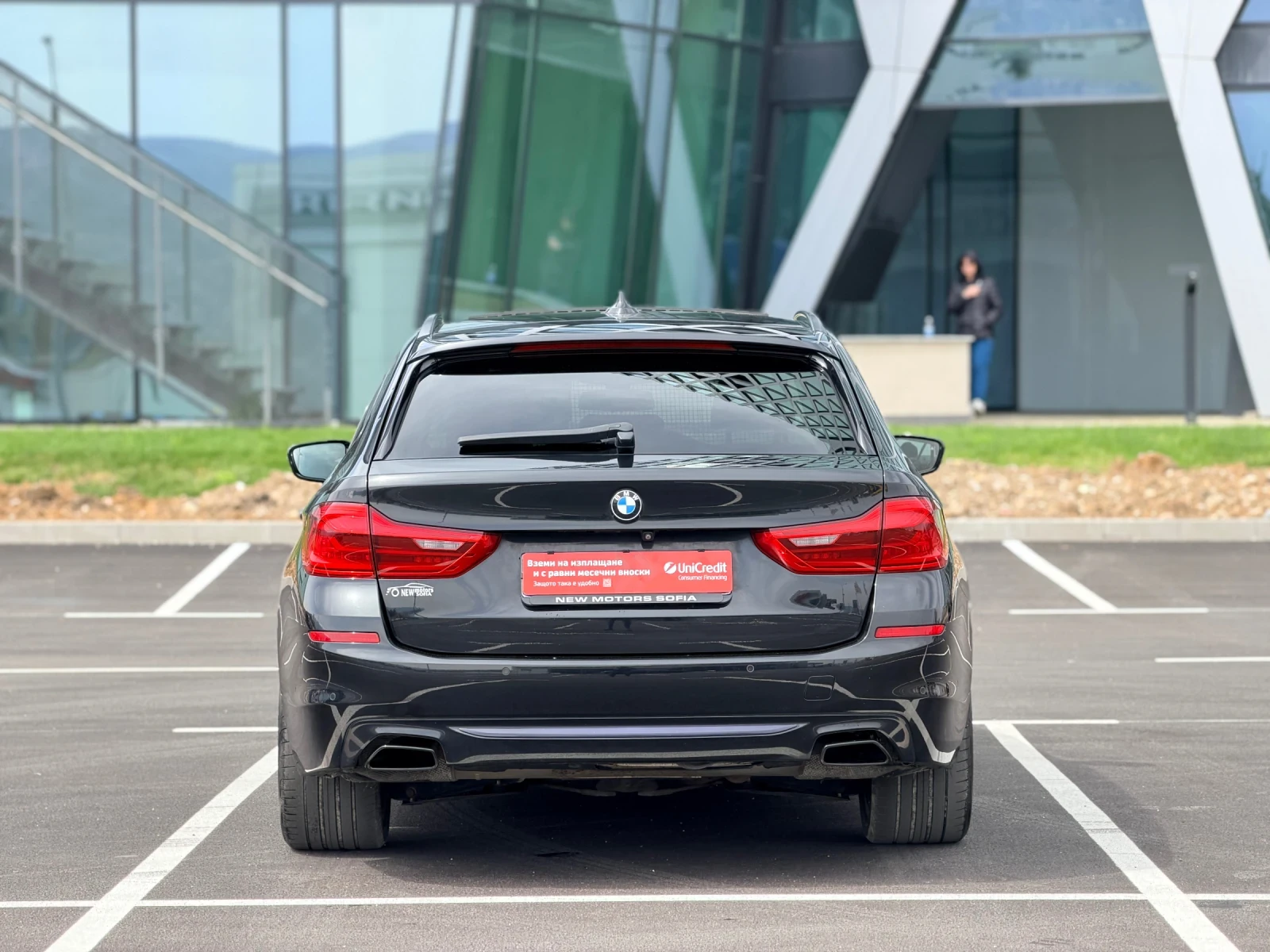 BMW 540 540i Xdrive-Лизинг през Уникредит , снимка 7 - Автомобили и джипове - 53814534