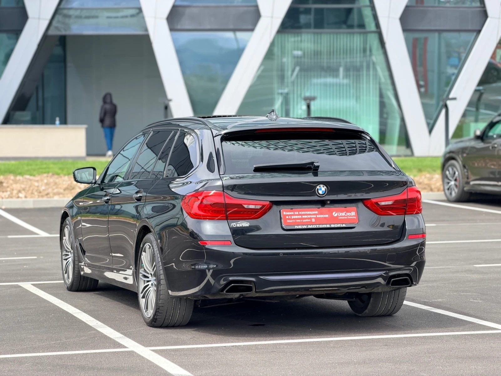 BMW 540 540i Xdrive-Лизинг през Уникредит , снимка 8 - Автомобили и джипове - 53814534