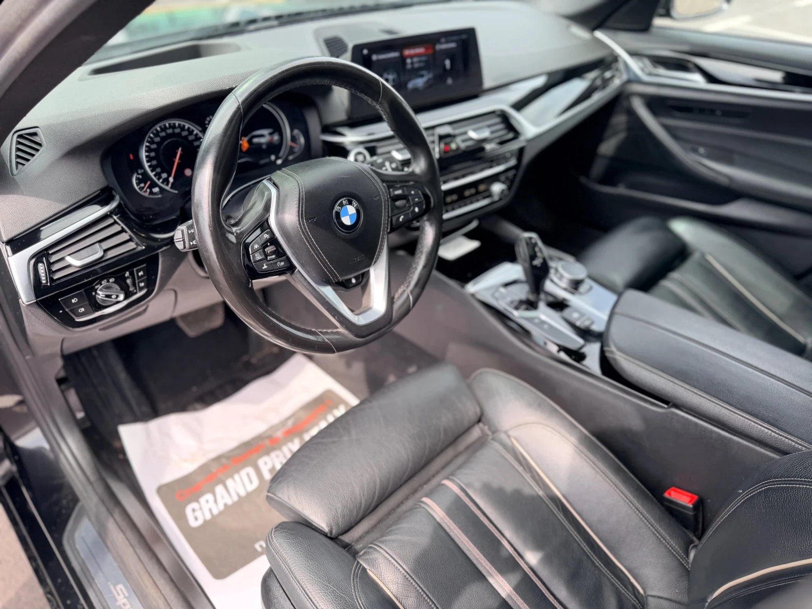 BMW 540 540i Xdrive-Лизинг през Уникредит , снимка 10 - Автомобили и джипове - 53814534
