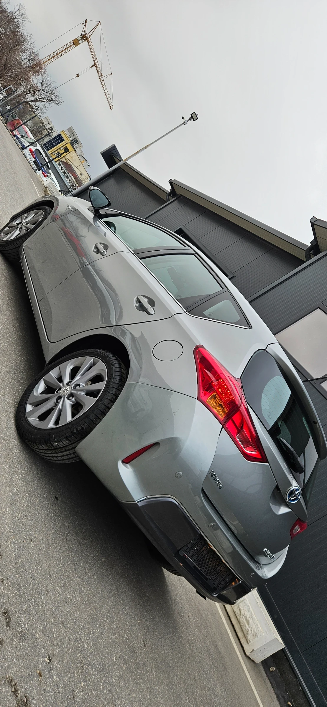 Toyota Auris 1.8 Hybrid, Executive, TOP, снимка 3 - Автомобили и джипове - 53953556